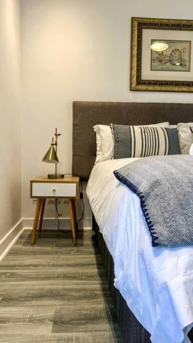 Apartment At The Decks Cape Town