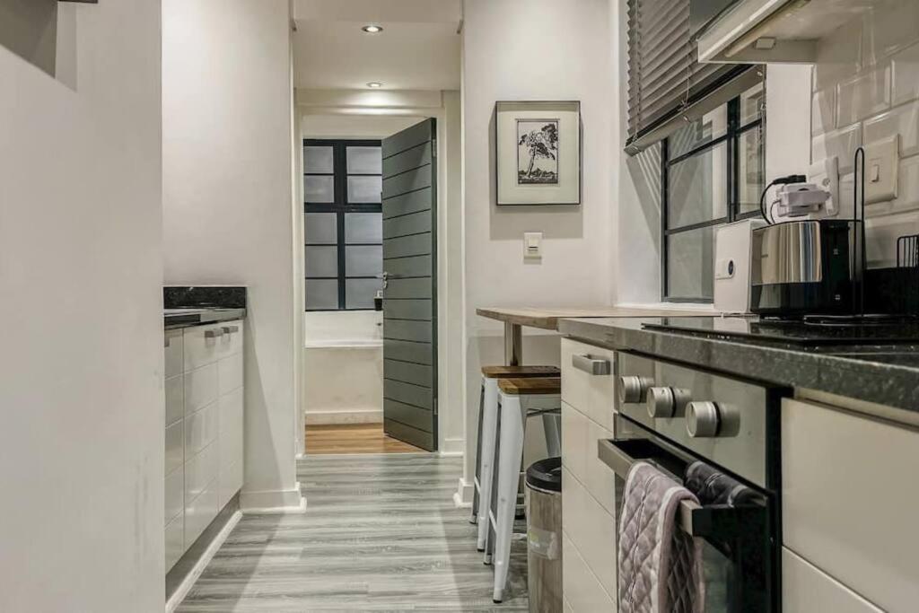 Apartment At The Decks